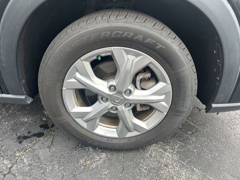 Used 2023 Honda HR-V LX image 37