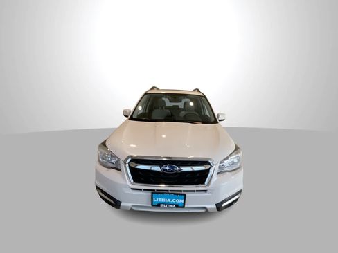 Used 2018 Subaru Forester 2.5i Premium AWD/4WD image 3
