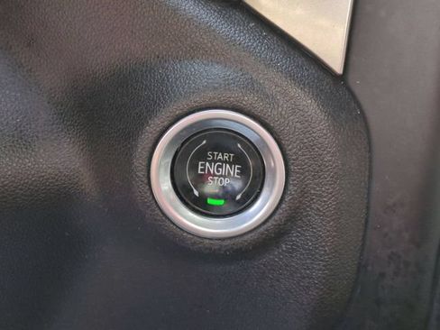 Certified 2021 Chevrolet Silverado 1500 RST AWD/4WD image 16