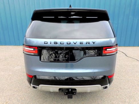 Used 2020 Land Rover Discovery Landmark image 4