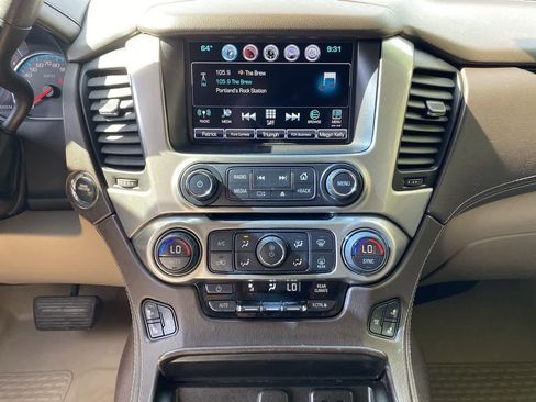 Used 2016 Chevrolet Suburban LTZ AWD/4WD image 24