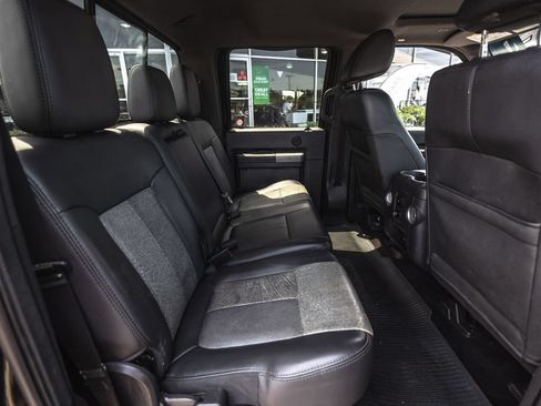 Used 2011 Ford F250 Lariat w/ FX4 4X4 Off-Road Pkg image 29
