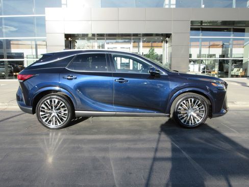 Used 2024 Lexus RX 350 w/ Convenience Package image 11