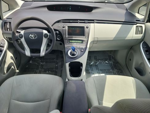 Used 2011 Toyota Prius Three w/ Navigation Pkg FWD image 16