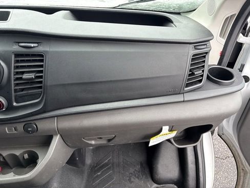 Used 2024 Ford Transit 250 Low Roof w/ Exterior Upgrade Package image 26