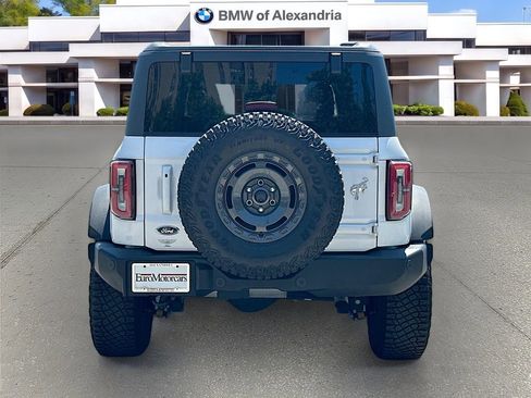 Used 2024 Ford Bronco Outer Banks AWD/4WD image 6