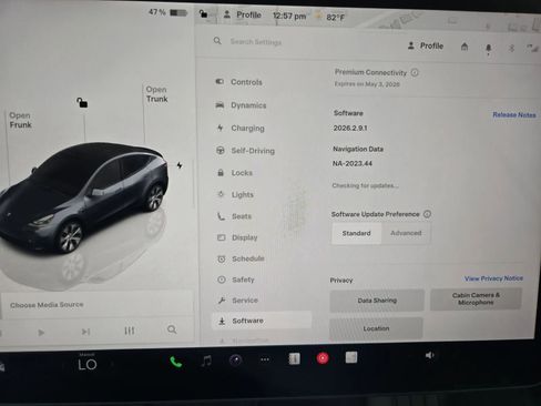 Used 2023 Tesla Model Y 2WD image 19