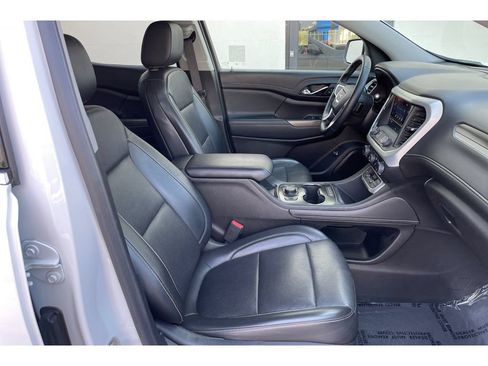 Used 2023 GMC Acadia SLT AWD/4WD image 21