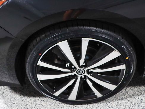 Used 2021 Nissan Altima 2.5 SR FWD image 11
