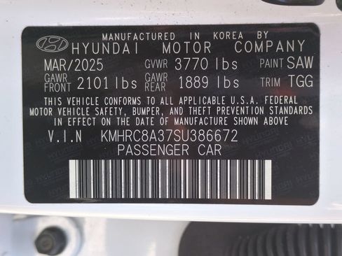 Used 2025 Hyundai Venue SEL FWD image 35