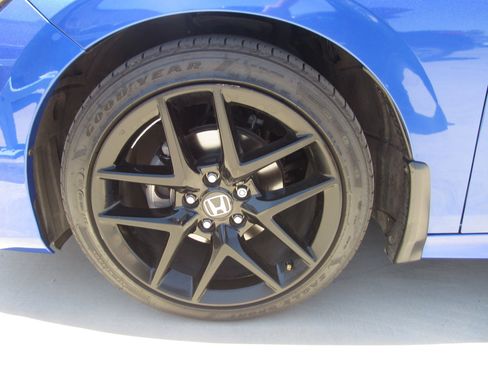 Certified 2024 Honda Civic Sport image 5