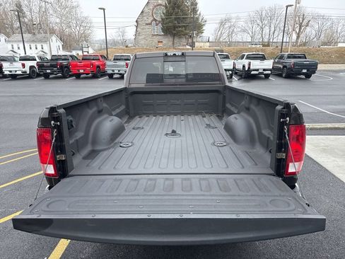 Used 2016 RAM 3500 Big Horn image 8