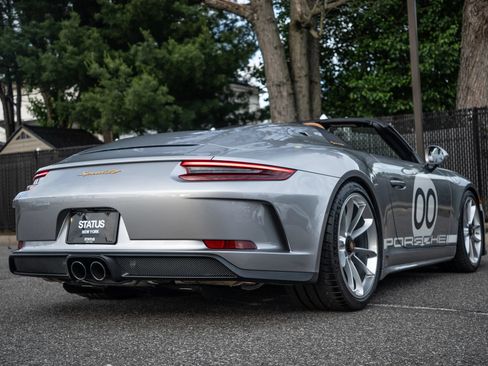 Used 2019 Porsche 911 Speedster RWD image 26