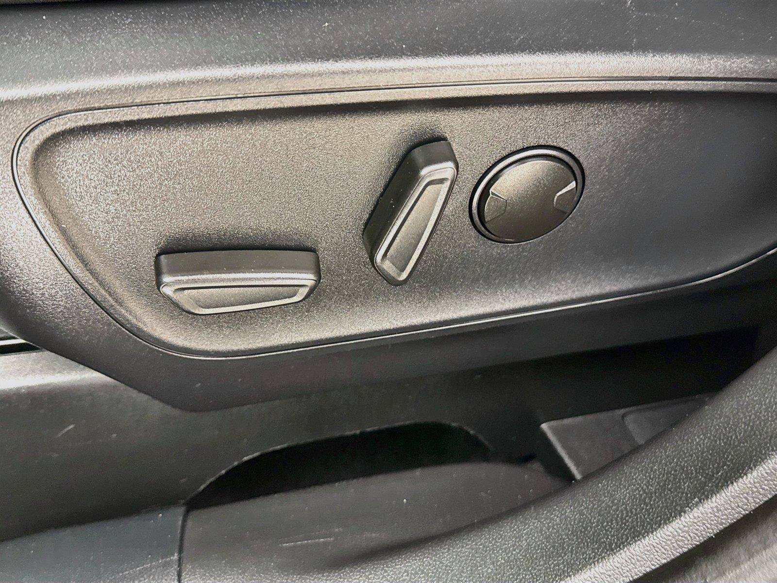 Used 2024 Ford Escape ST-Line Select w/ Tech Pack #1 AWD/4WD image 22