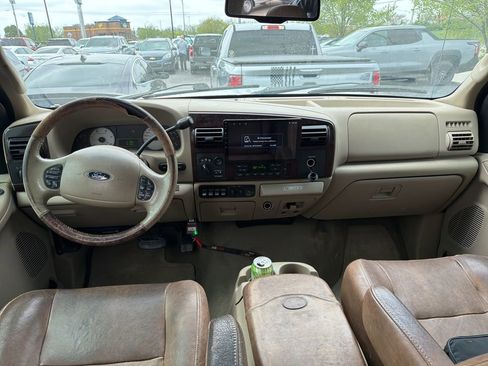 Used 2006 Ford F250 XL image 5