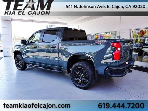 Used 2026 Chevrolet Silverado 1500 LT Trail Boss w/ LPO, Dark Essentials Package AWD/4WD image 8