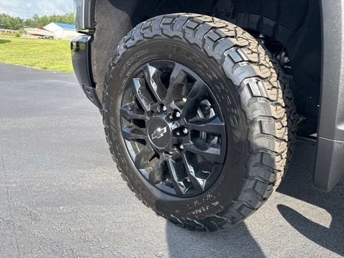 New 2026 Chevrolet Silverado 2500 LTZ w/ LTZ Plus Package AWD/4WD image 11