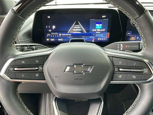 Used 2025 Chevrolet Traverse Z71 w/ Enhanced Driving Package AWD/4WD image 21
