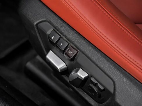 Used 2016 BMW M3 RWD image 21