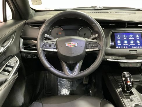Used 2021 Cadillac XT4 Sport AWD/4WD image 7