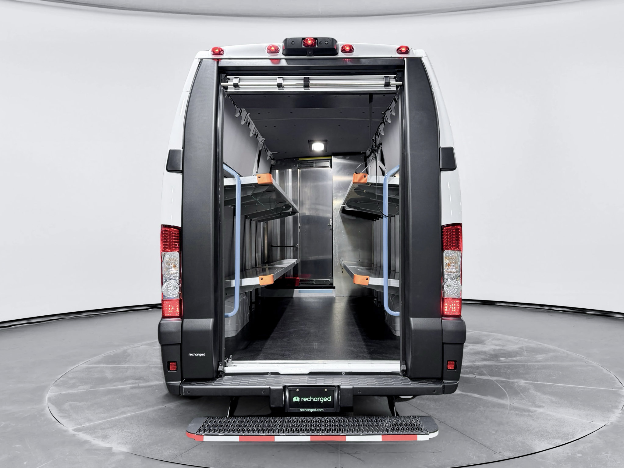 Used 2024 RAM ProMaster 3500 w/ Delivery Van Package FWD image 23
