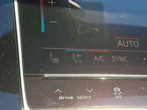 New 2026 Audi SQ8 Prestige AWD/4WD image 19