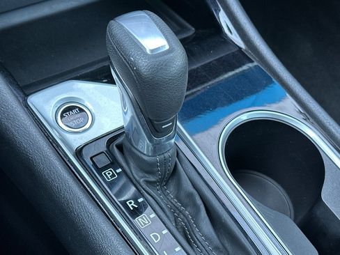 Used 2024 Nissan Altima 2.5 SV image 20