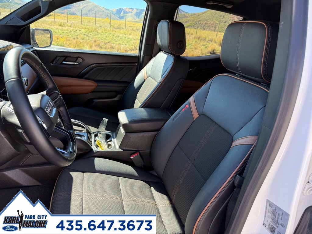 Used 2026 GMC Canyon AT4 AWD/4WD image 15