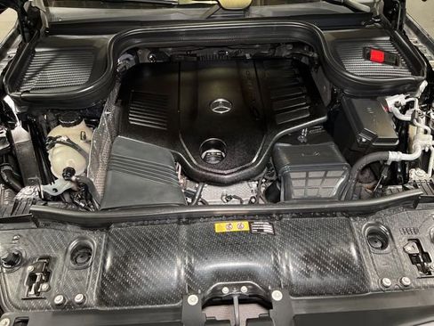 Used 2021 Mercedes-Benz GLS 450 4MATIC image 20