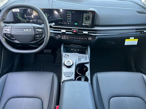 New 2026 Kia Sportage EX AWD/4WD image 13