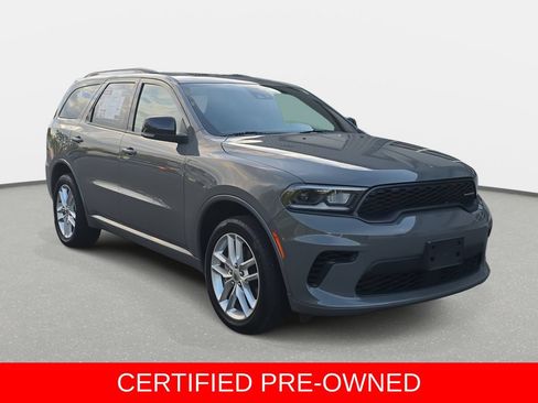 Used 2024 Dodge Durango GT AWD/4WD image 3