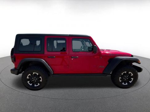Used 2025 Jeep Wrangler Unlimited Rubicon AWD/4WD image 16