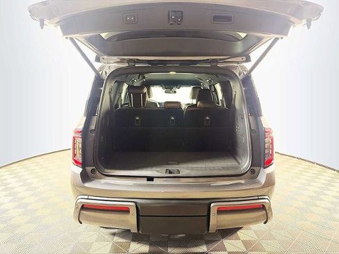 Certified 2025 Nissan Armada SL w/ Captain's Chari Seat Package AWD/4WD image 24