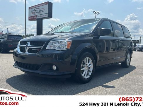 Used 2020 Dodge Grand Caravan SXT FWD image 1