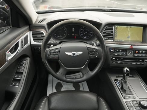 Used 2015 Hyundai Genesis 3.8 w/ Option Group 04 image 22
