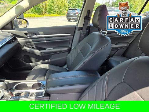 Used 2025 Nissan Altima 2.5 SR w/ SR Premium Package AWD/4WD image 21