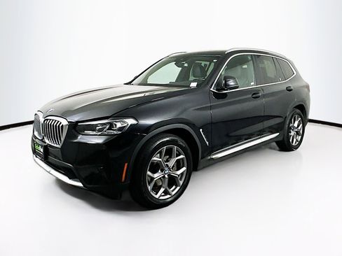 Used 2024 BMW X3 sDrive30i image 3