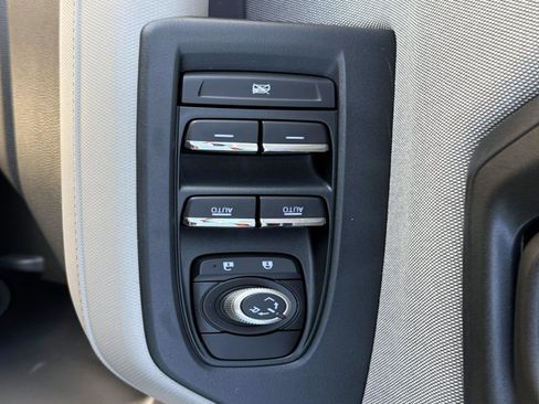 New 2025 Subaru Forester Premium image 21