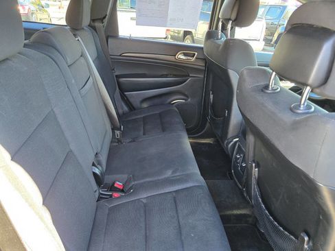 Used 2014 Jeep Grand Cherokee Laredo w/ Quick Order Package 23E image 24