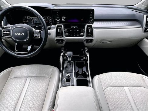 Used 2022 Kia Sorento SX FWD image 15