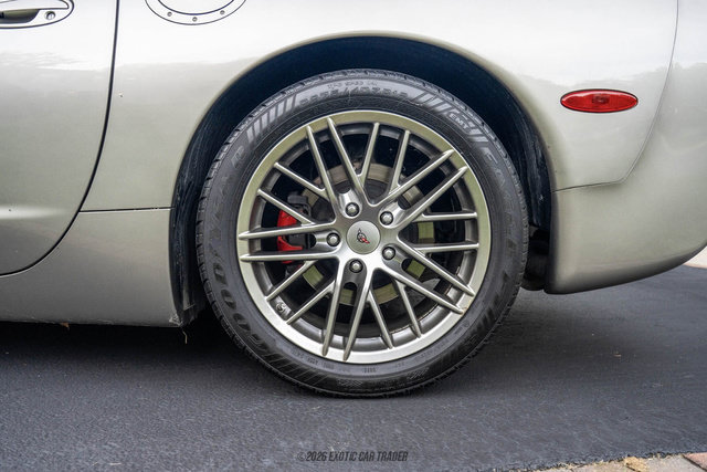 Used 2000 Chevrolet Corvette Coupe RWD image 74