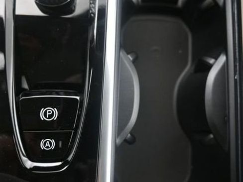 Used 2025 Volvo XC60 B5 Plus w/ Protection Package Premier image 10