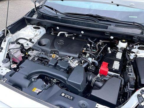 Certified 2024 Toyota RAV4 LE AWD/4WD image 35