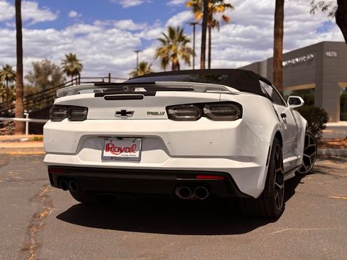 Used 2019 Chevrolet Camaro SS RWD image 10