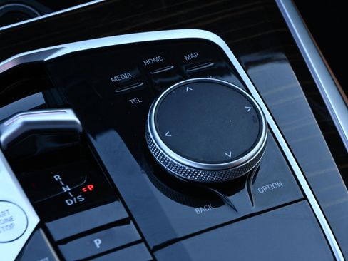 Certified 2025 BMW X5 xDrive40i w/ Premium Package image 20