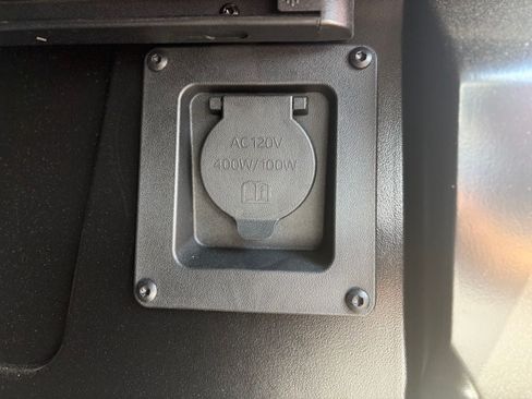 New 2026 Toyota Tundra Limited AWD/4WD image 22