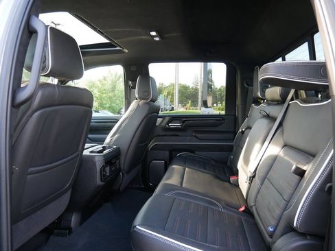 Used 2025 GMC Sierra 2500 AT4X w/ AT4X AEV Edition AWD/4WD image 11