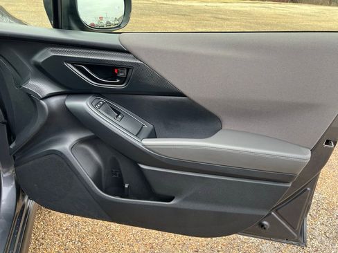 Used 2024 Subaru Crosstrek 2.0i Premium image 15