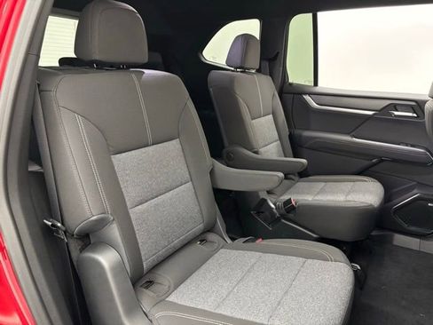 New 2026 GMC Acadia Elevation AWD/4WD image 36