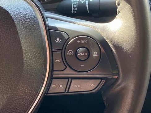 Used 2023 Toyota Corolla SE FWD image 18